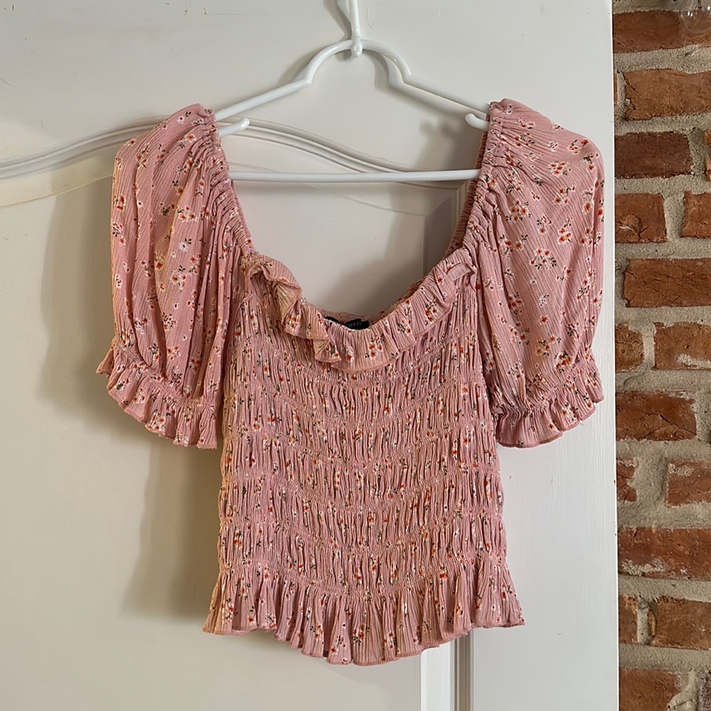 Forever 21 Floral Puff Sleeve Top